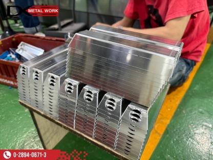 บริการด้านเลเซอร์ ตัดพับขึ้นรูป - บริษัท ดี.เค. เมทัลเวิร์ค จำกัด